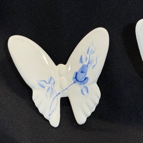 Gallery Wall Handpainted Butterfly Figurines White Porcelain Blue Floral Set - Picture 2 of 7